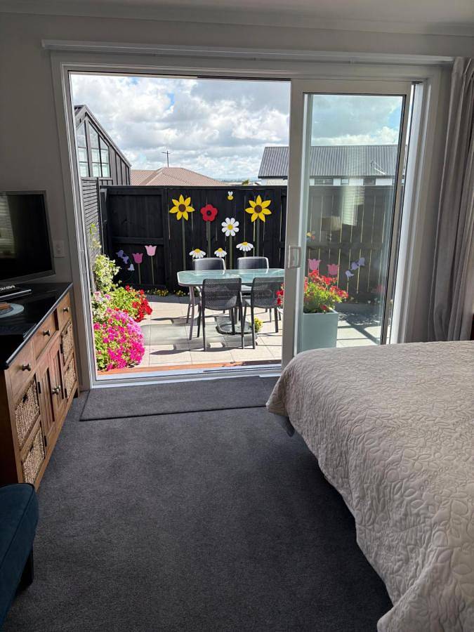 Maison d’hôte pour 2 personnes, avec terrasse et jardin à Taupo - 4