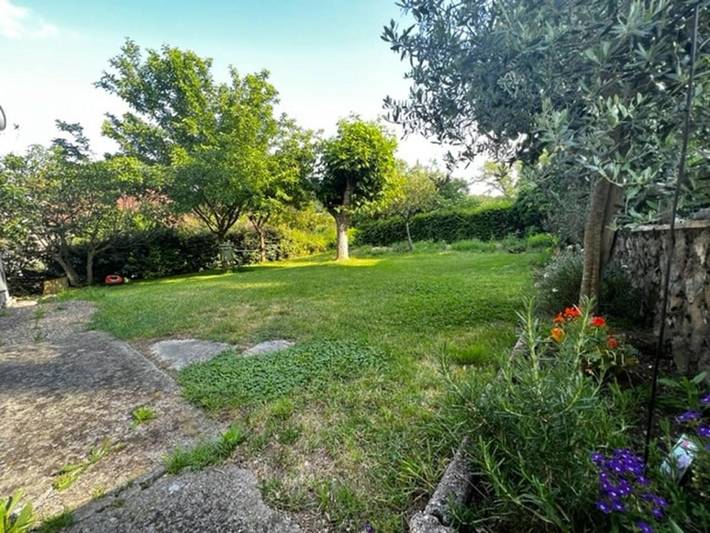 Location de vacances pour 8 personnes, avec jardin à Rignac (Lot) - 3