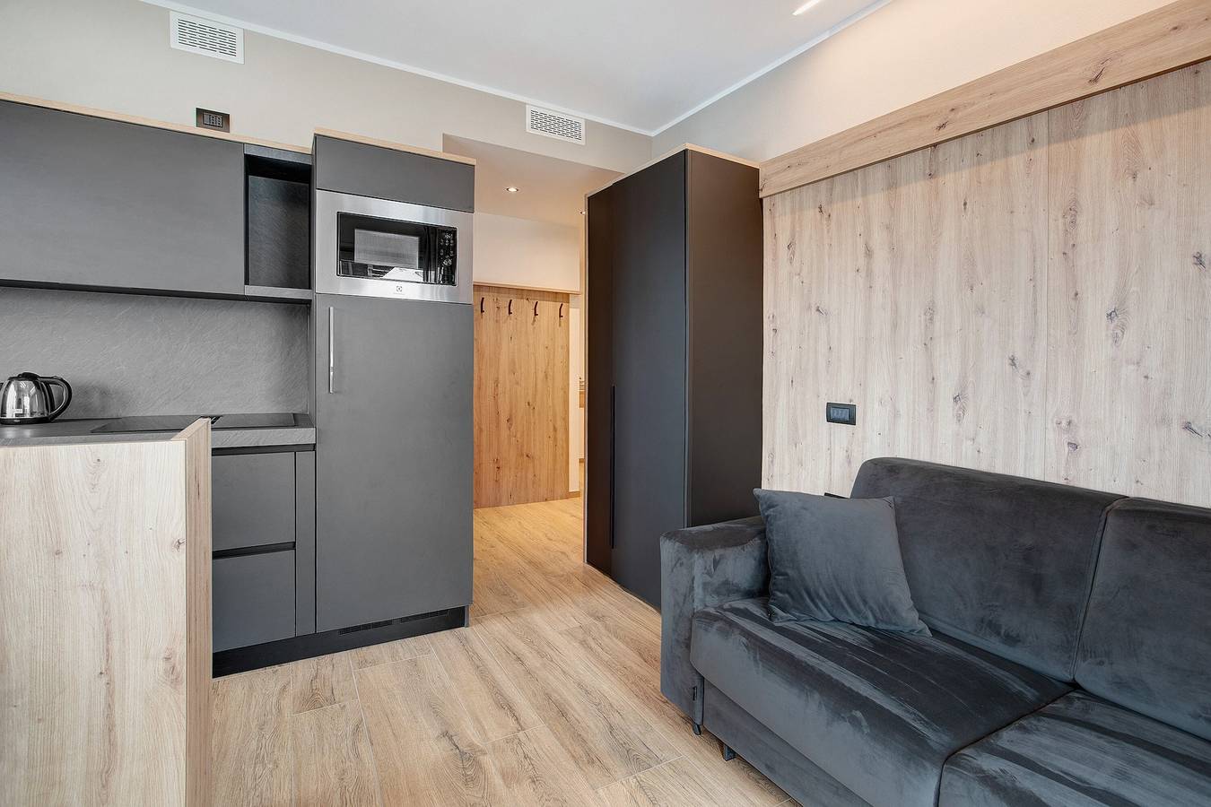 Ganze Wohnung, Ferienwohnung 'Beatrice' mit Bergblick, Balkon und Wi-Fi in Livigno, Nationalpark Stilfser Joch