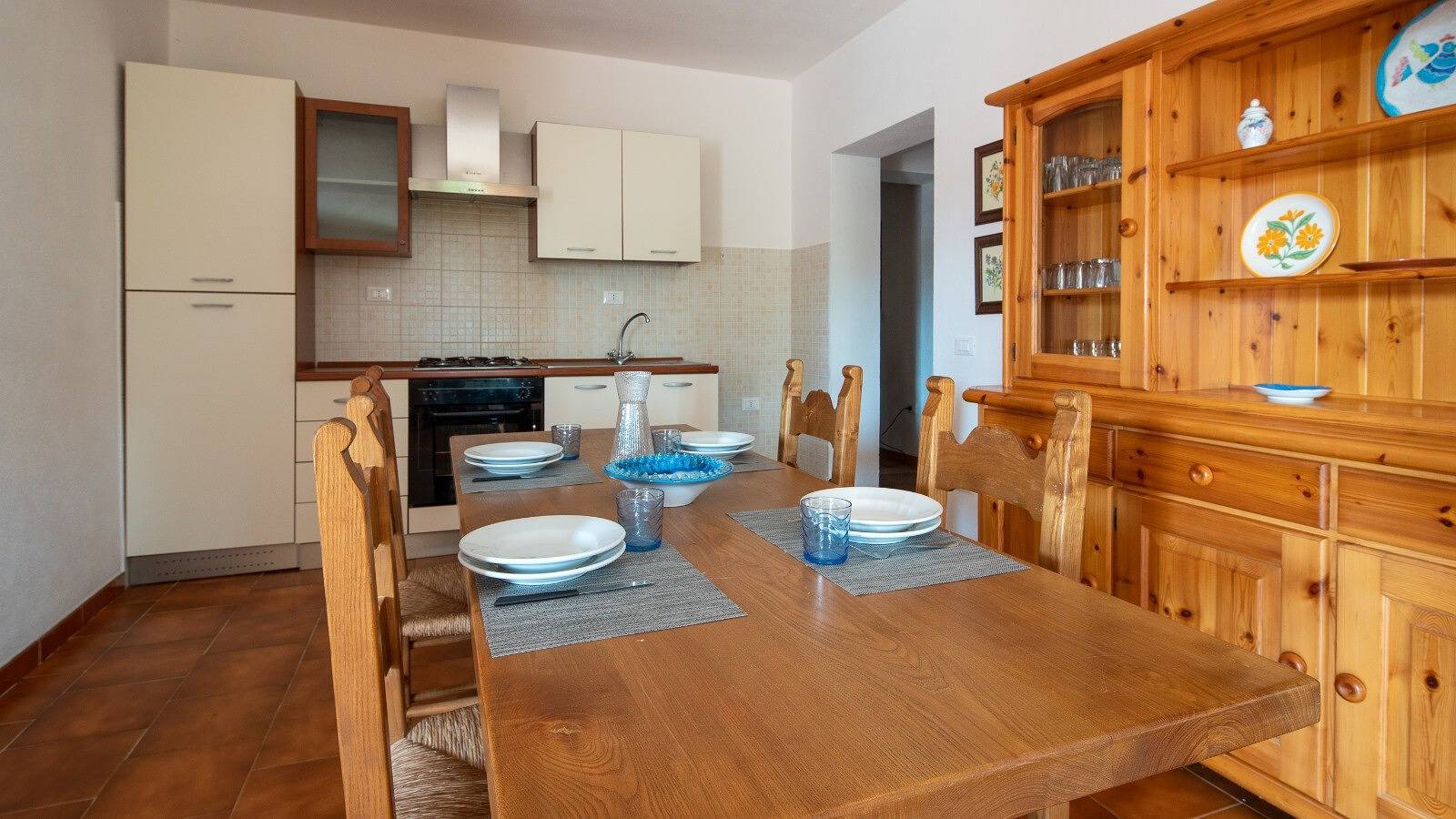Ferienhaus 'Ulivo A Fuile Mare' mit Bergblick, Wlan und Klimaanlage in Sas Linnas Siccas, Orosei
