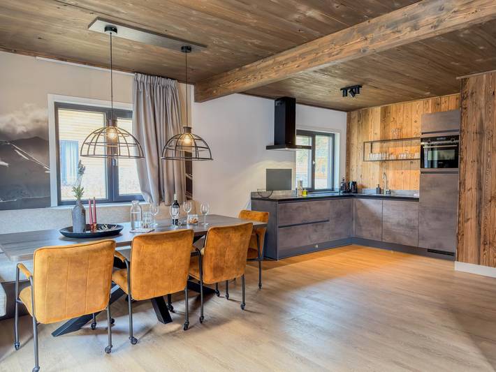Stilvolles Chalet am Afritzer See mit Sauna in Afritz am See, Villach-Land