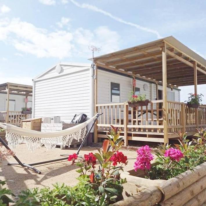 Camping para 4 personas, con Terraza además de Jardín y Vistas en Costa de Galicia