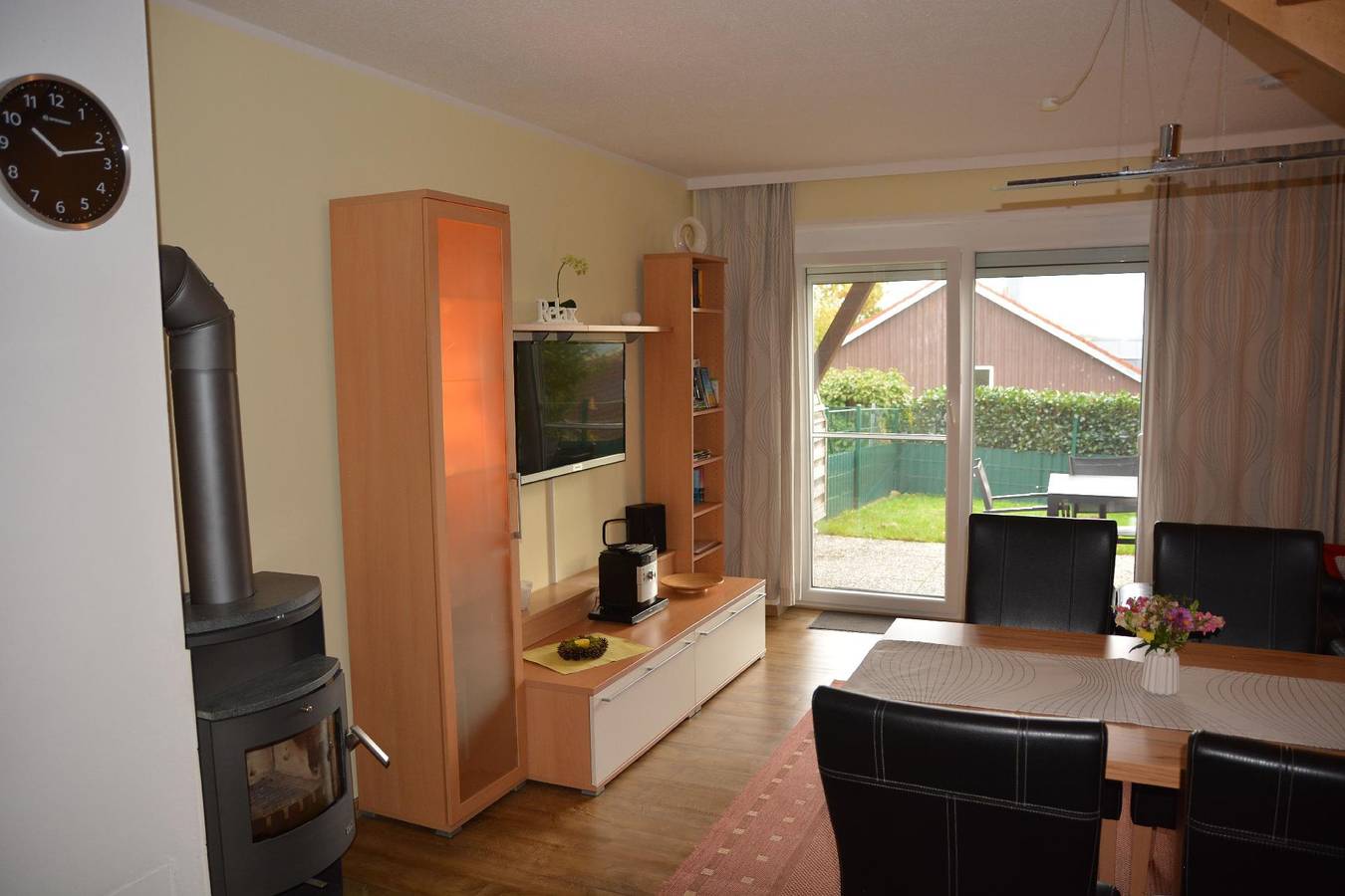 Holiday home in Zandt with garden, terrace and barbecue in Zandt, Oost-Beieren