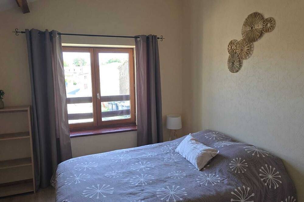 Maison de campagne, idéale séjour en famille ou entre amis. Animaux acceptés! in Vanzay, Région de Niort