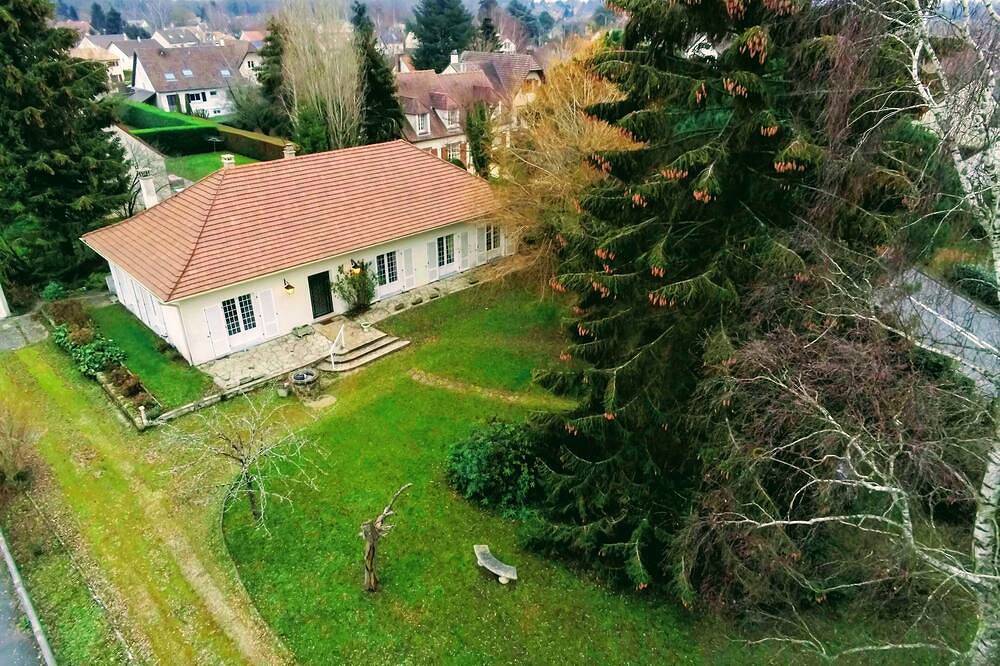 Gîte La Châtelaine 4 épis 7 pers. située au sein d'un parc arboré de 1634 m² ! in Les Molières, Parc naturel régional de la Haute Vallée de Chevreuse