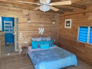 Chambre d’hôte pour 2 personnes, avec terrasse ainsi que jardin et vue à Putot-en-Auge