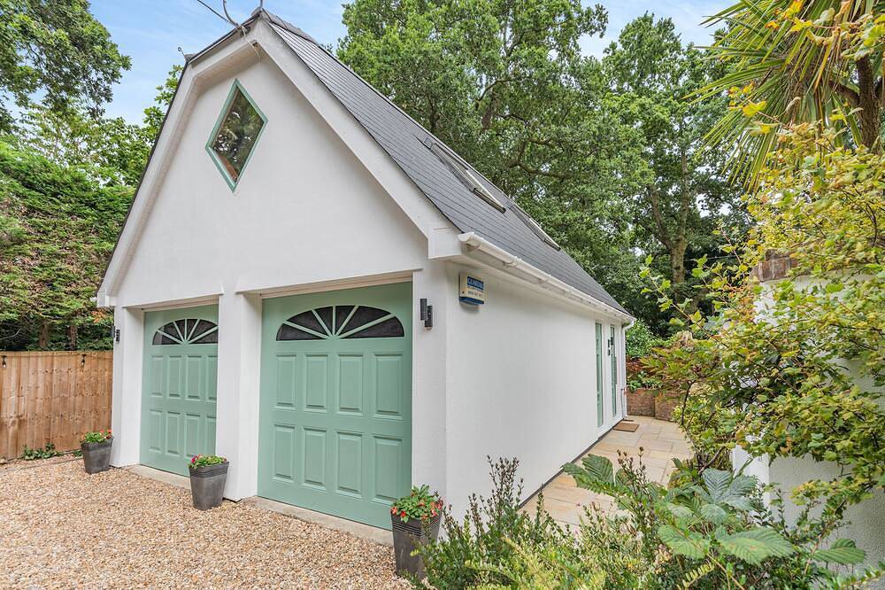 Cottage for 2 People in Poole, South West England