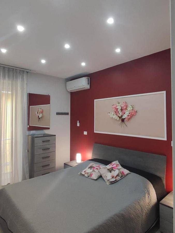 Appartamento per 4 persone, con balcone e panorama a Mazzeo