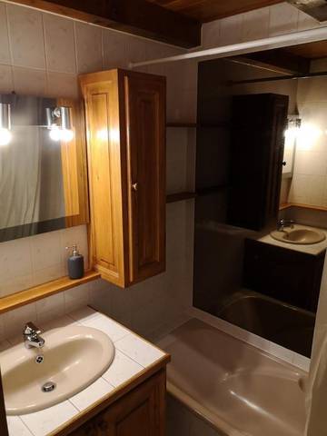 Gîte pour 5 personnes, avec balcon et vue à Fillinges