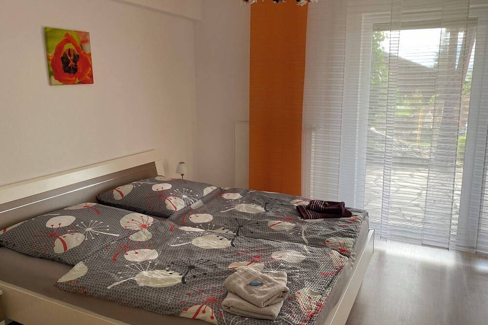 Ganze Wohnung, Große Ferienwohnung Nähe documenta Stadt Kassel ( Niedenstein) in Niedenstein, Schwalm-Eder-Kreis