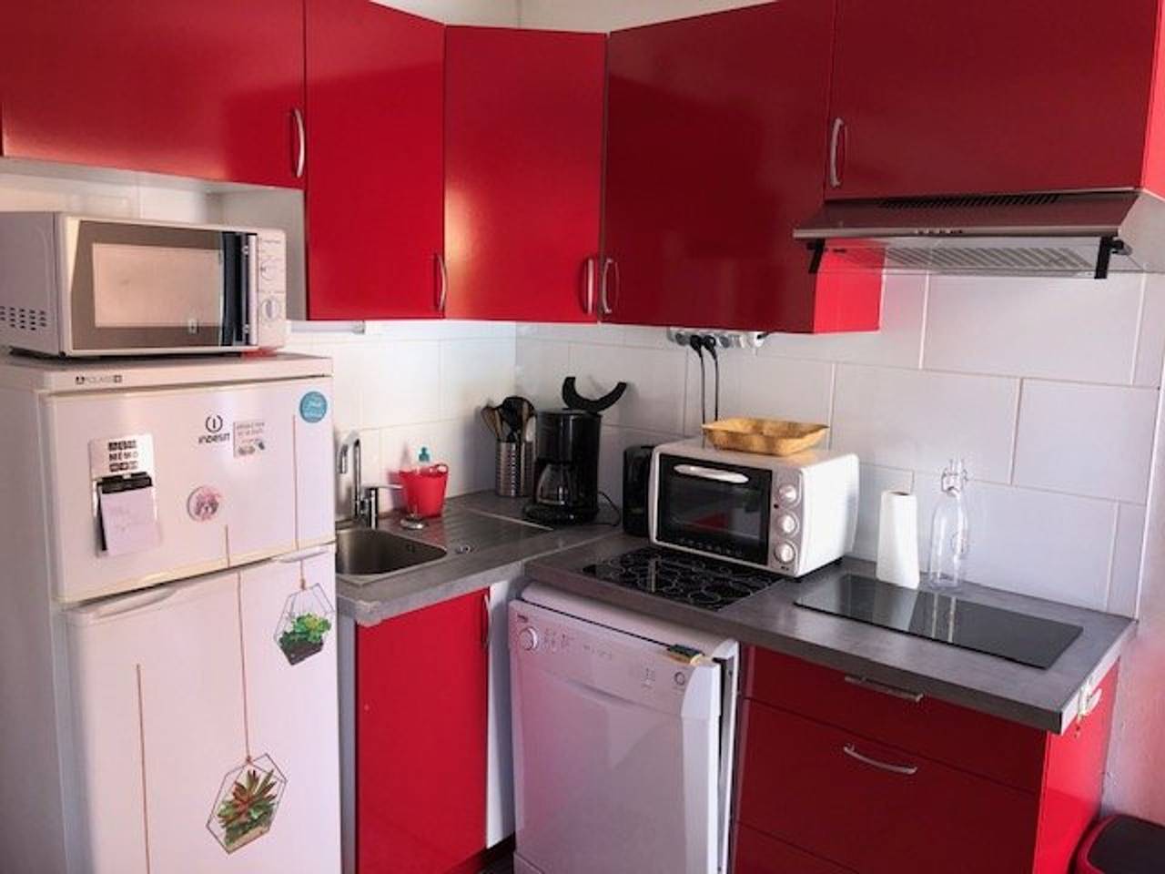 Appartement entier, Appartement Calme Climatisé avec Parking Proche Centre et Plage pour 4 Pers in Cap d'Agde, Agde