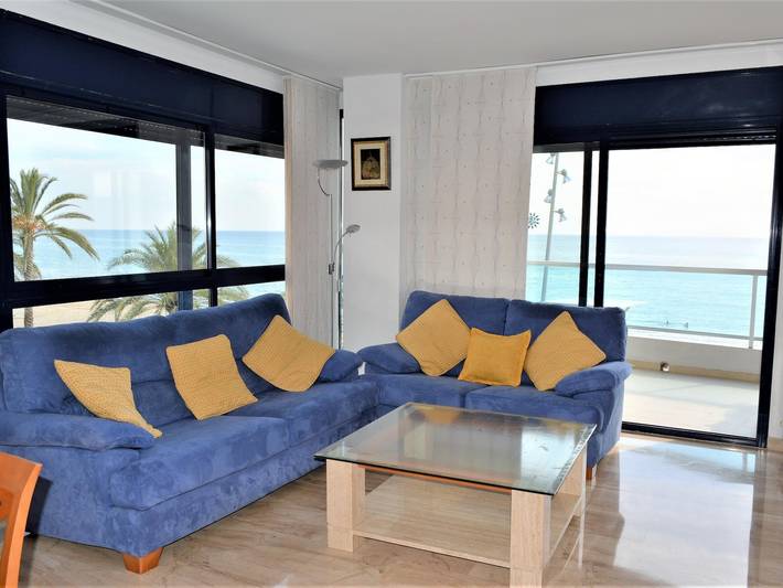 Location de vacances pour 6 personnes, avec Vue sur l’océan et Terrasse à Calafell