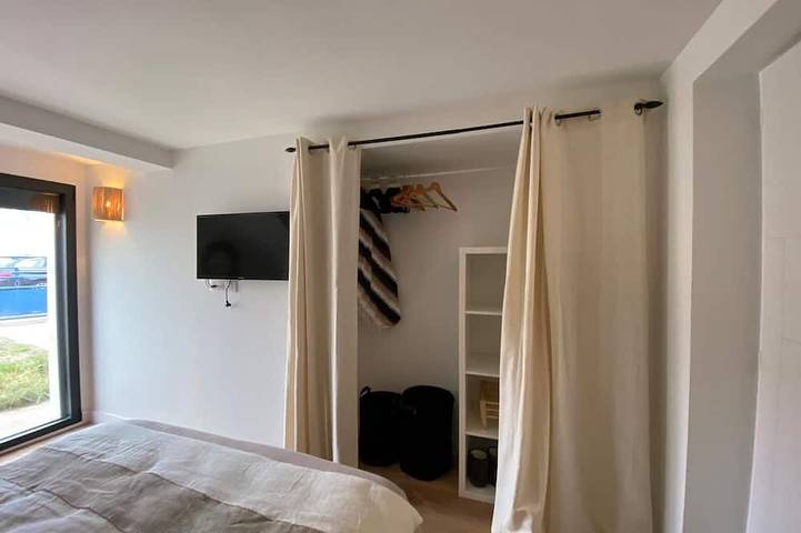 House Le Clos Joly Near Train Station 3 Bedrooms in Les Sables-d'Olonne, Valle del Loira