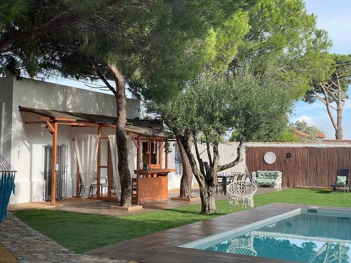 Bungalow für 10 Personen, mit Terrasse und Garten sowie Pool in Chiclana de la Frontera