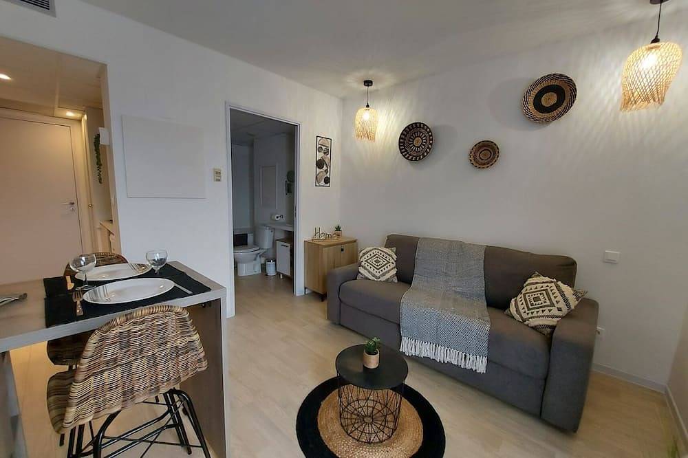 Geheel appartement, L'Ethnik Studio All Comforts Wifi in Lourdes, Hautes-Pyreneeën