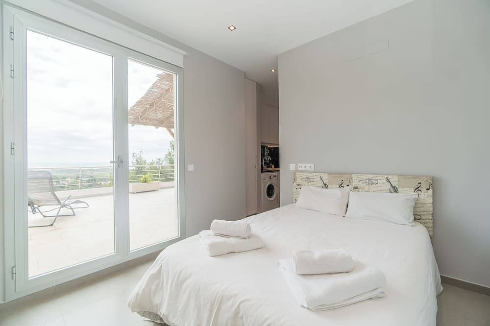 Casa Majestic: Sophistication and comfort in Cunit, Costa Dorada