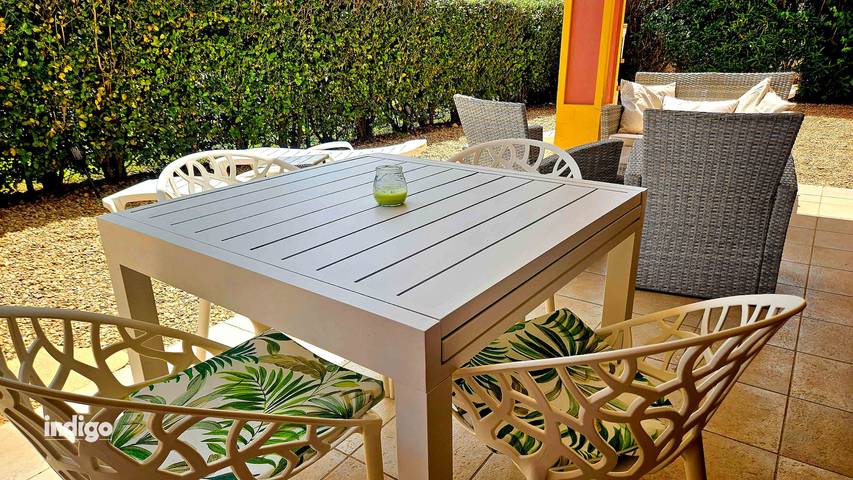 Apartamento entero, Apartamento de vacaciones para 6 personas con terraza in Urbanizacion Costa Esuri, Ayamonte