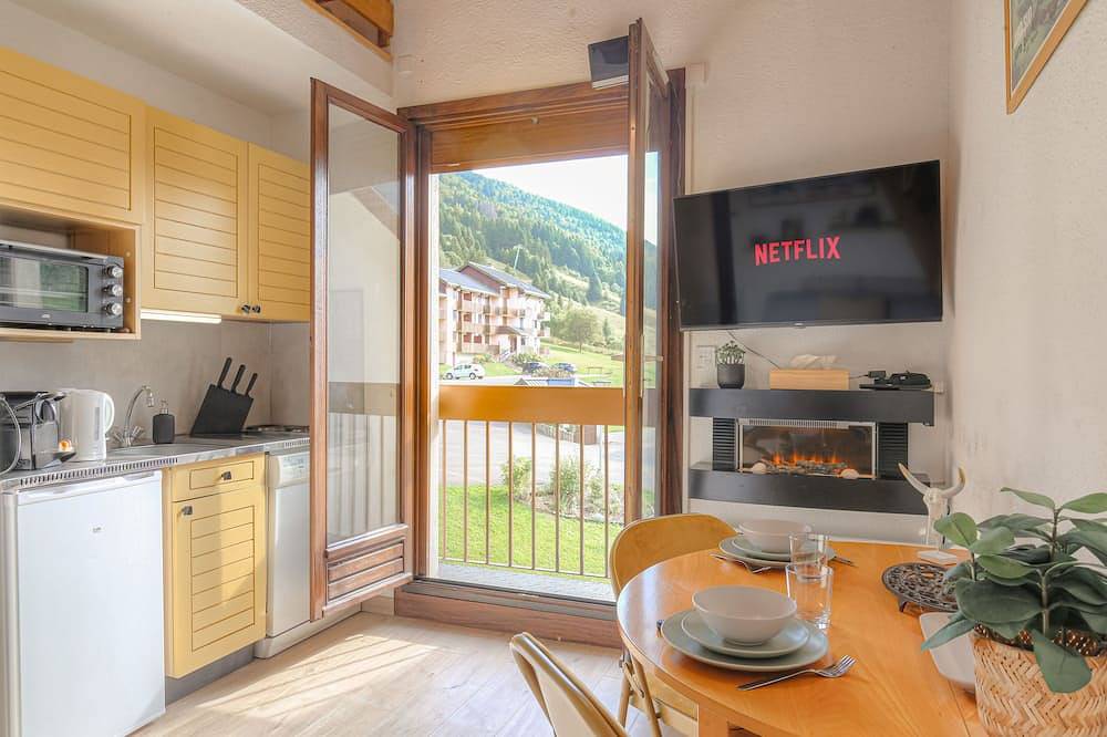 Appartement De Vacances pour 5 Personnes dans Lélex, Jura Francais