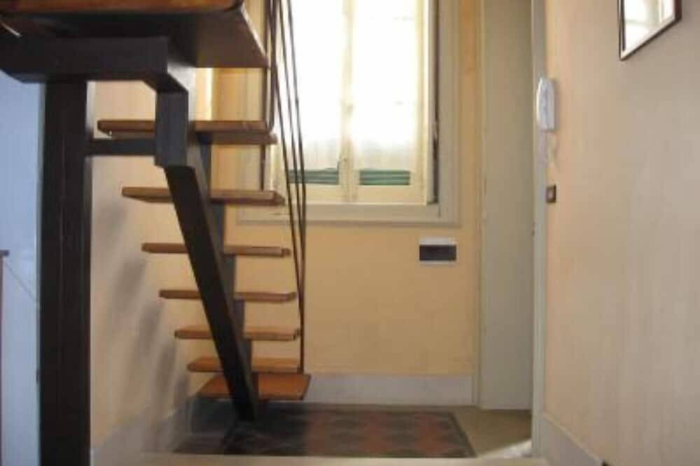 Appartamento intero, Alle porte di Ortigia, accogliente monolocale in palazzo storico in Siracusa, Siracusa e dintorni