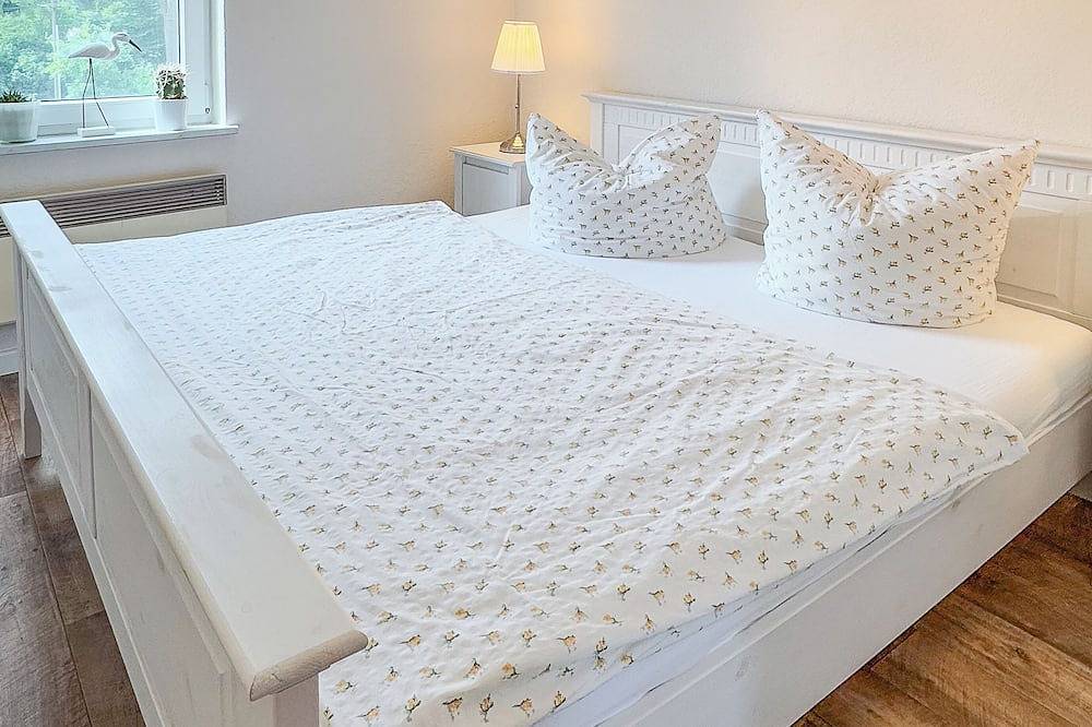 Ganze Wohnung, Fewo -Raus aus dem Alltag- Rein ins Urlaubsglück!⚓️Ferienwohnung Nähe der Ostsee in Lüdershagen, Vorpommern-Rügen