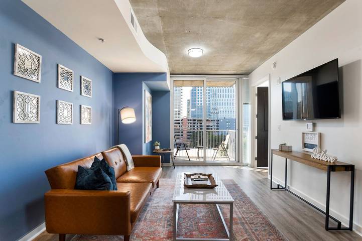 Apartment for 3 people, with terrace and pool in Atlanta