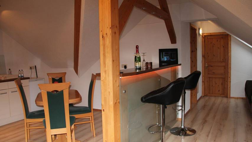 Ferienwohnung für 2 Personen, mit Balkon in Sehmatal - 2