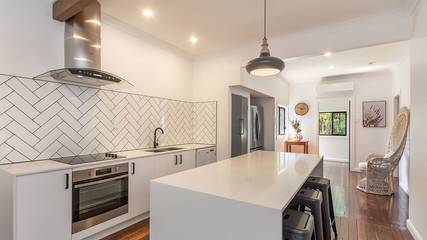 Holiday Home for 10 People in Yamba, New South Wales, Photo 4