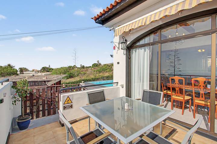 Ferienhaus 'Casa Colina Tenerife' mit Meerblick, Balkon und WLAN in Granadilla de Abona, Teneriffa Süd