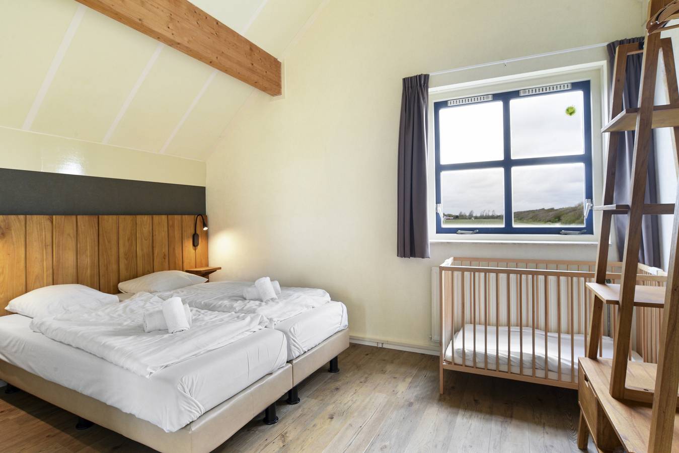 Bungalow für 8 Personen mit Sauna in Julianadorp, Noord-Holland - Nordseeküste