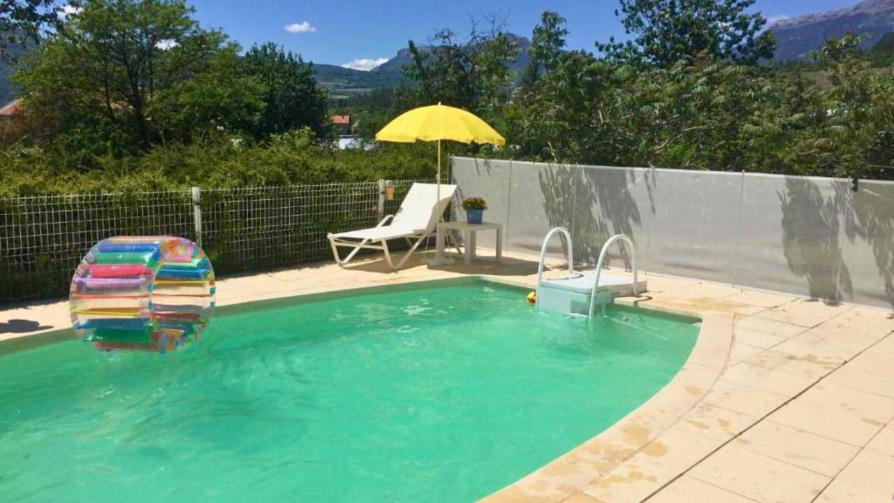 Appartement entier, Holiday Home in Tallard, Région de Gap