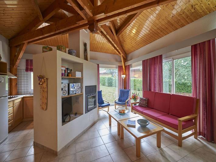 Location de vacances pour 8 personnes, avec jardin à Quillan - 2