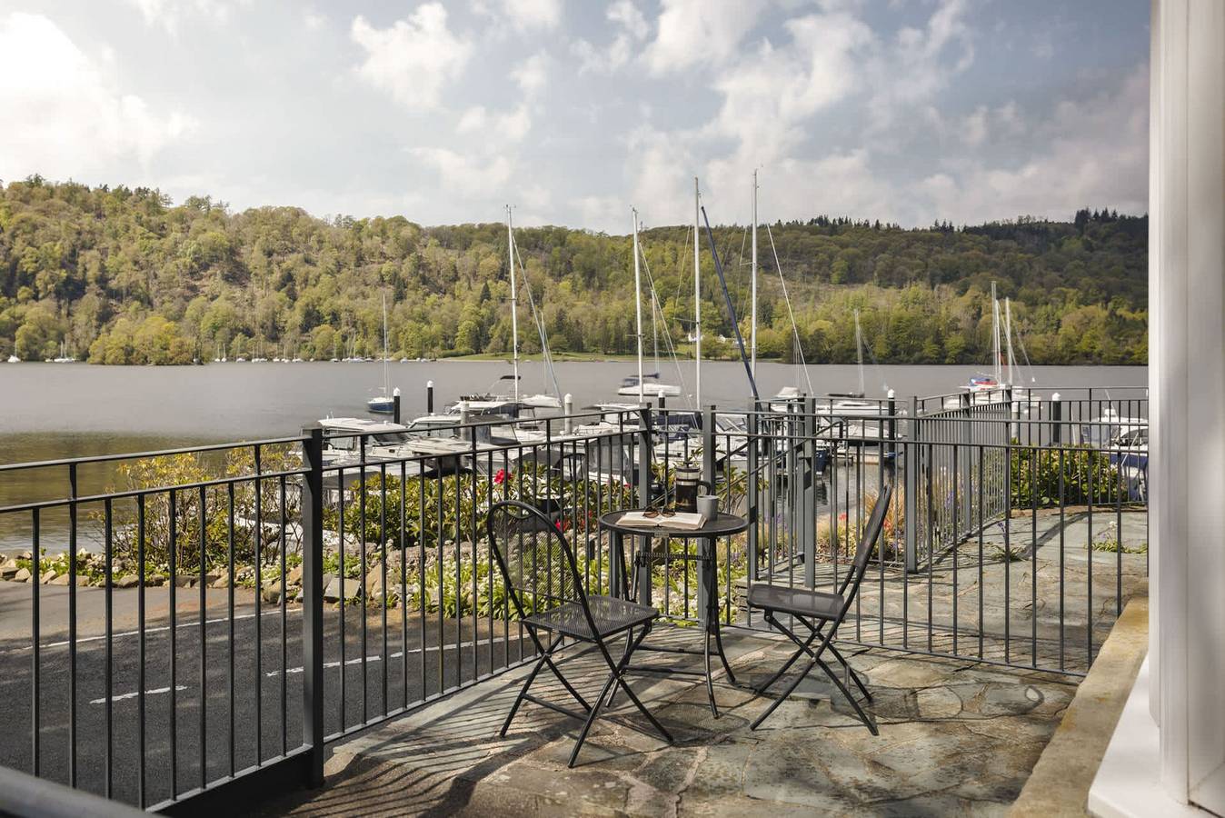Entire apartment, Lakeside Studio   Ridgestone in Bowness-on-Windermere, Lake District