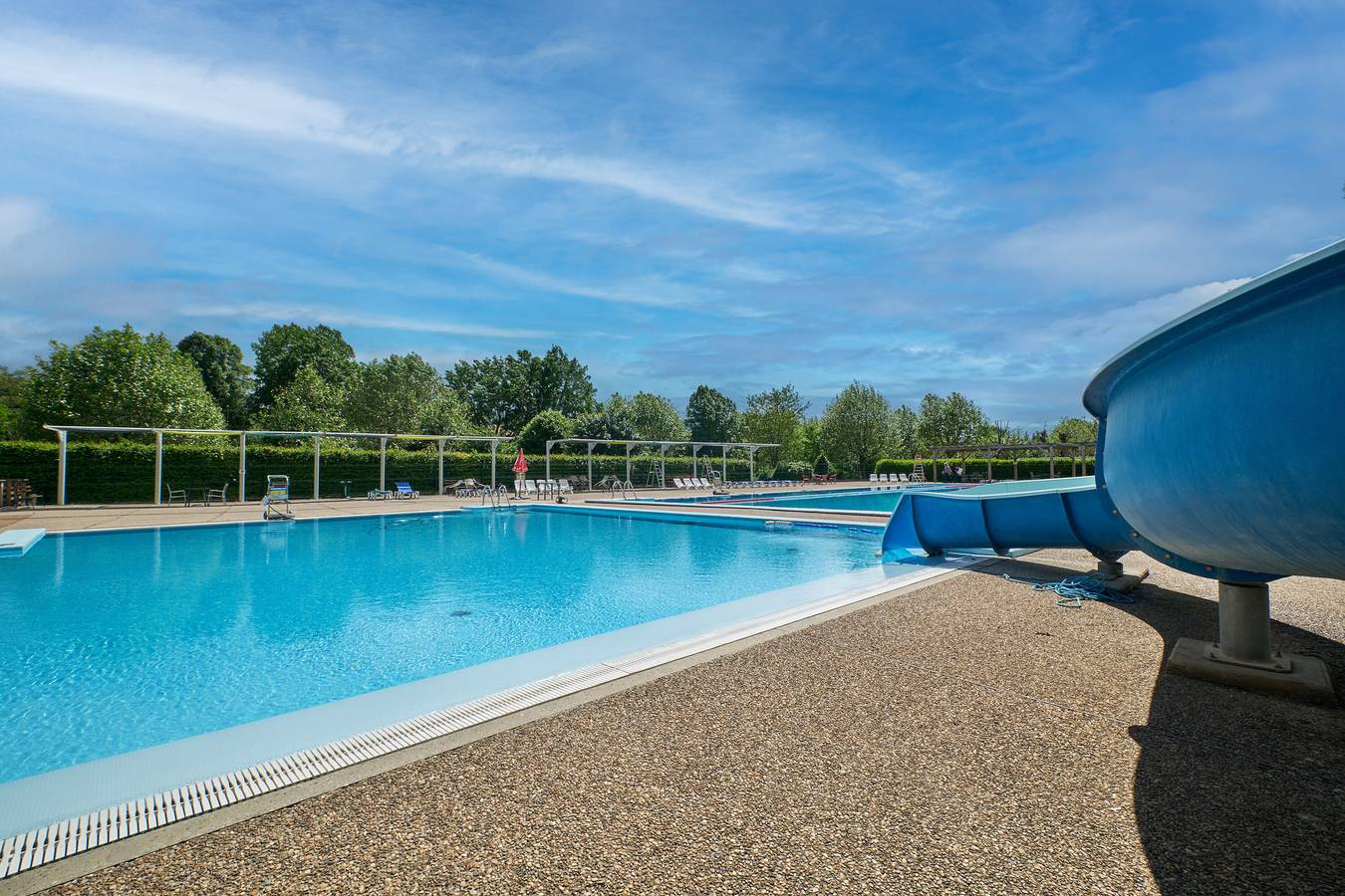 Caravane "Tente 4 Personnes" avec piscine partagée et terrasse partagée in Mens, Isère
