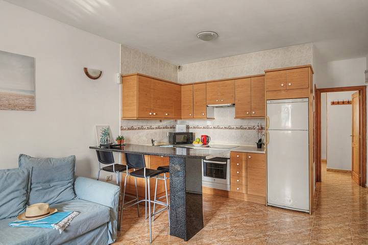 Hel lägenhet, Vacation Apartment 'Playa Honda' with Private Terrace and Wi-Fi in Honda Beach, San Bartolomé