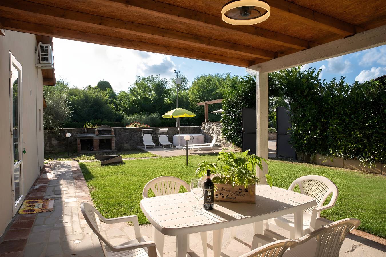 Ferienhaus 'Il Rifugio di Andrea' mit privatem Garten, Wlan und Klimaanlage in Capannori, Colline Lucchesi