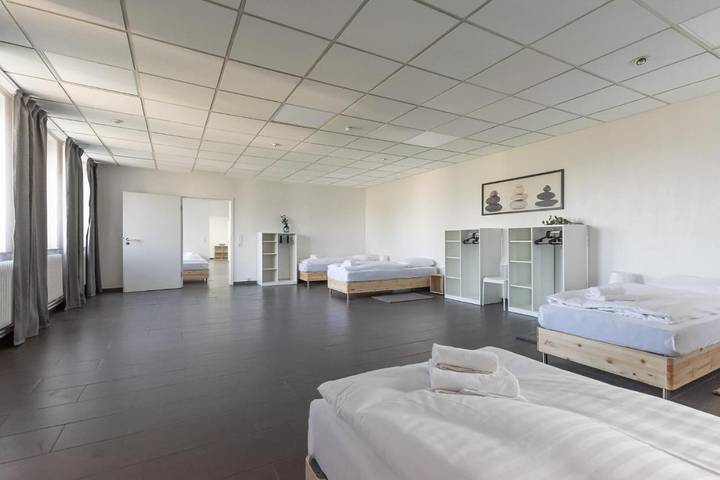 Ferienwohnung für 22 Personen in Neuss - 3