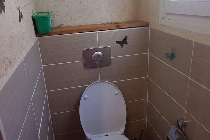Ganze Wohnung, Apartment* Wifi * Spacious * Modern *4/5 Persons in Isola 2000, Isola
