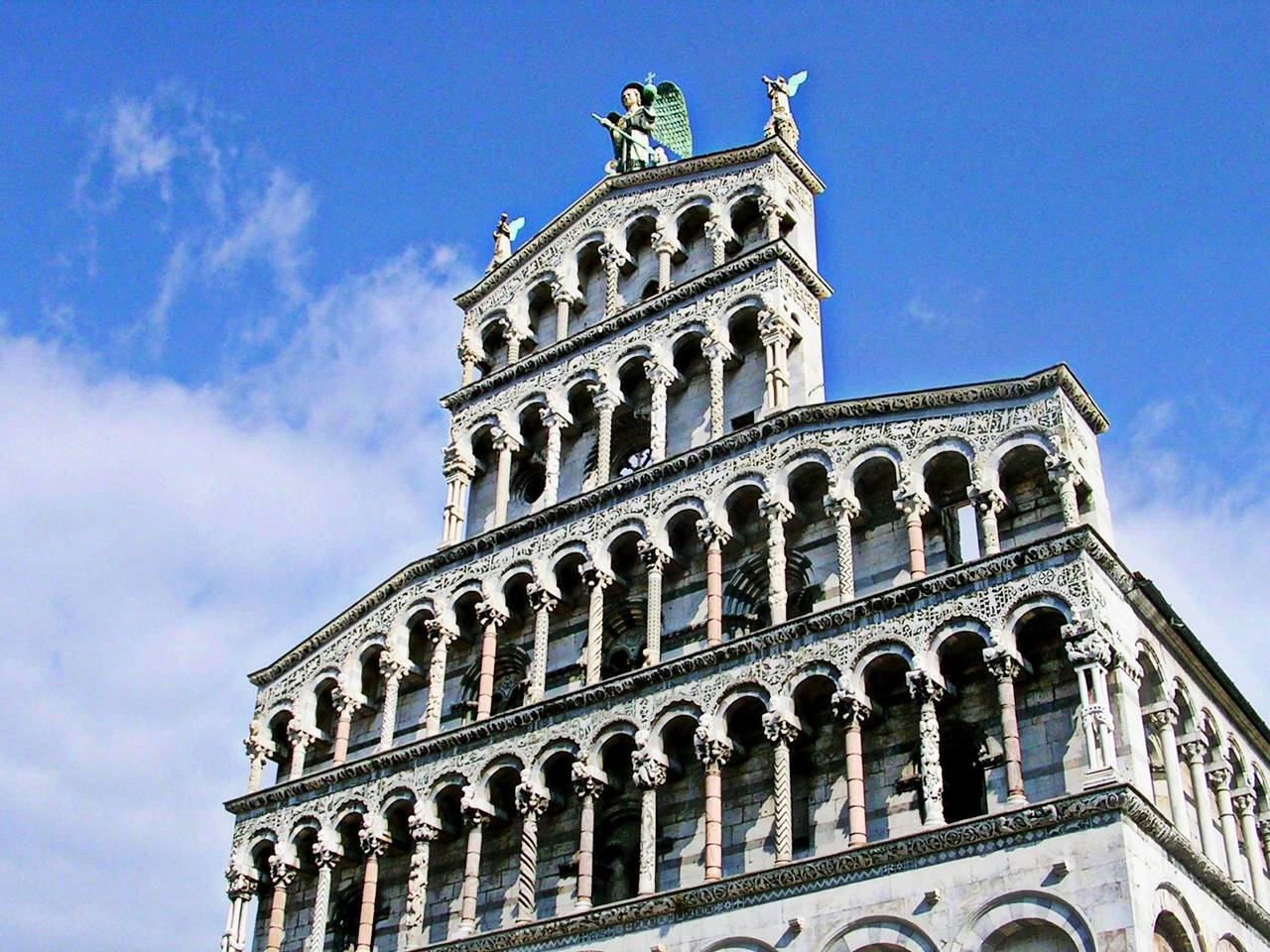 Apartment in Lucca near Piazza Napoleone in Lucca, Lucca Province