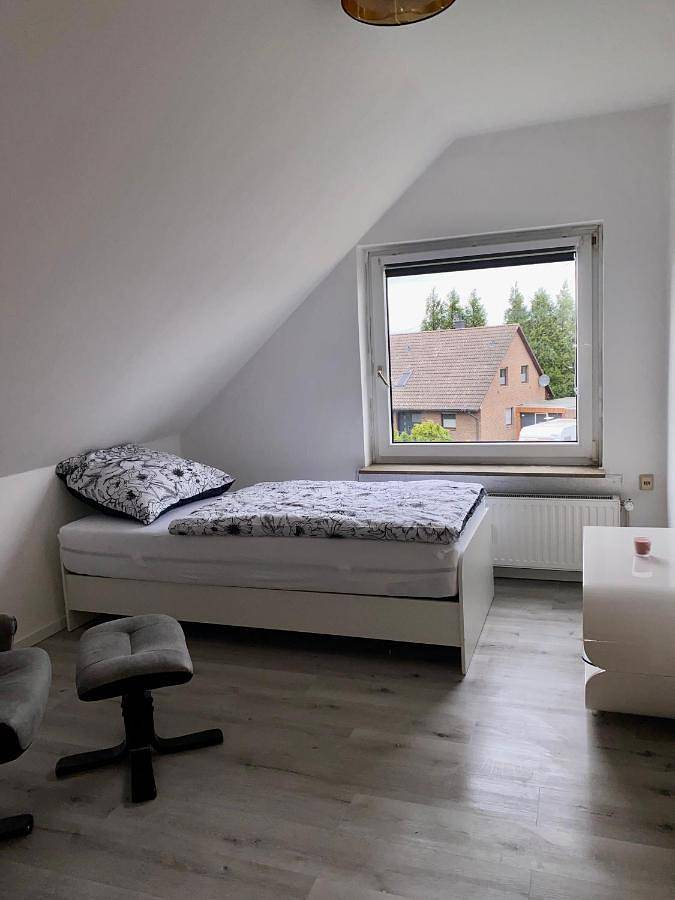 Ganze Wohnung, Two-Bedroom Apartment in Lehrte, Hannover und Umgebung