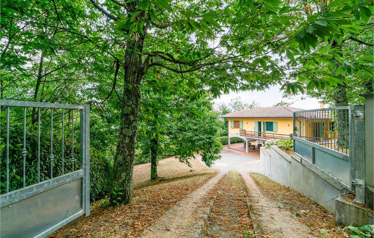 Recintato, WiFi, Parcheggio: 180 mq Marliana Apt in Marliana, Provincia di Pistoia