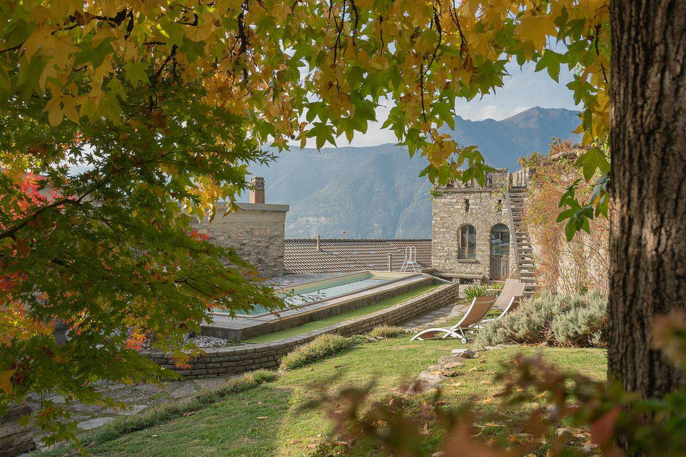 Villa Torre di Palanzo with Magnificent View in Palanzo, Faggeto Lario