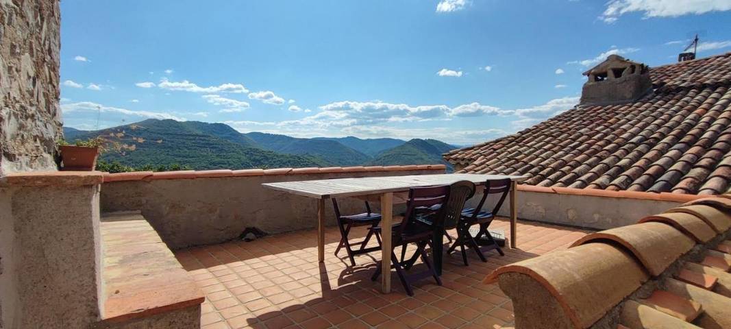 Location de vacances pour 4 personnes, avec jardin et piscine ainsi que vue et terrasse à Bessèges - 4