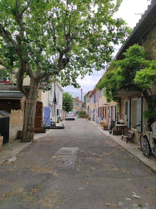 Gîte pour 5 personnes, avec balcon dans Les Milles - 3