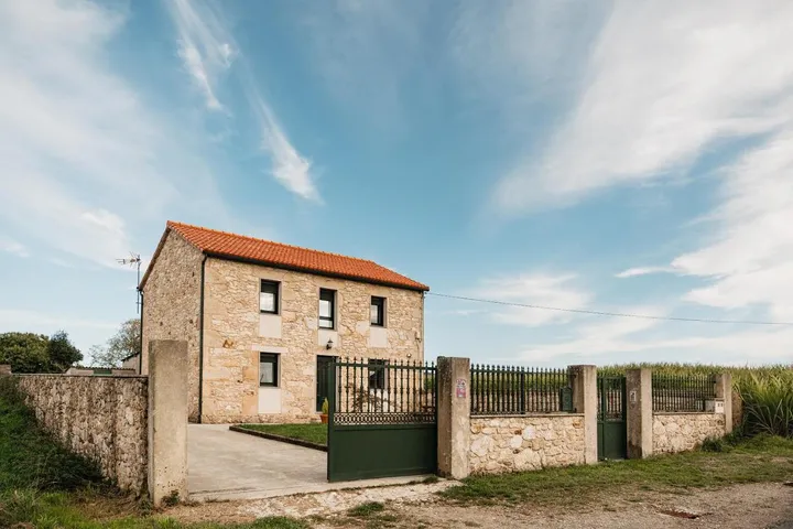Casa de vacaciones para 5 personas, con jardín y vistas, Se admiten mascotas - 1