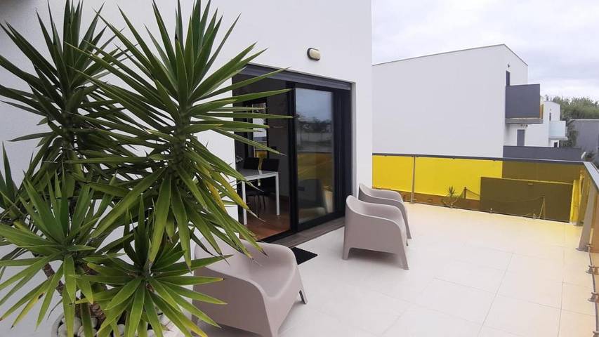 Gîte pour 3 personnes, avec terrasse et jardin dans Água de Alto - 3