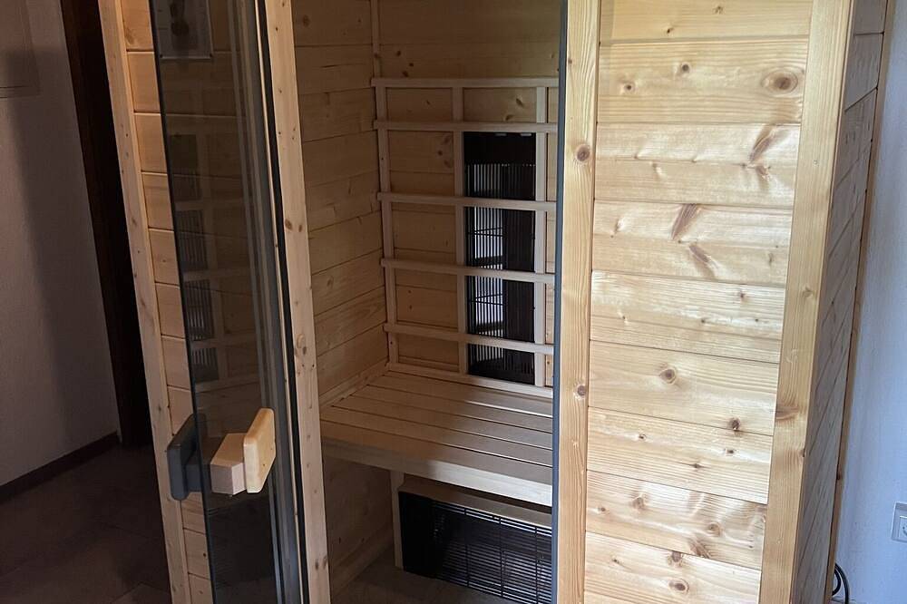 Ganze Wohnung, Ferienwohnung 1 im Ferienhaus Samy in Suedlicher Schwarzwald, Südschwarzwald