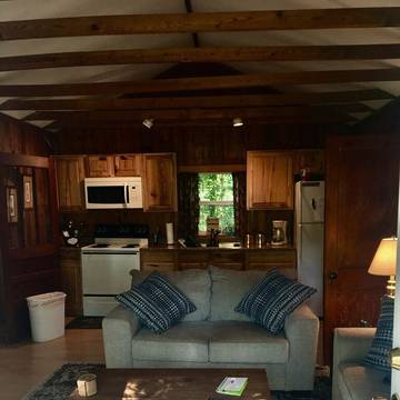 Lake House for 4 Guests in Ouachita National Forest, Arkansas, Picture 3