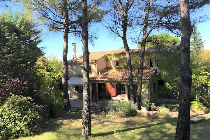 Maison de vacances pour 12 personnes, avec jardin et piscine, animaux acceptés - 1