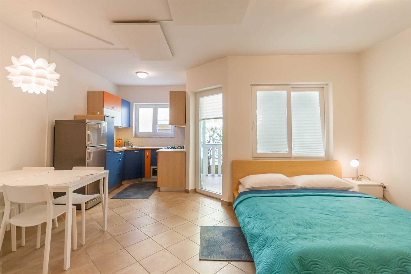 Appartement entier, Appartement Ema en rez-de-chaussée avec terrasse in Baška, Krk