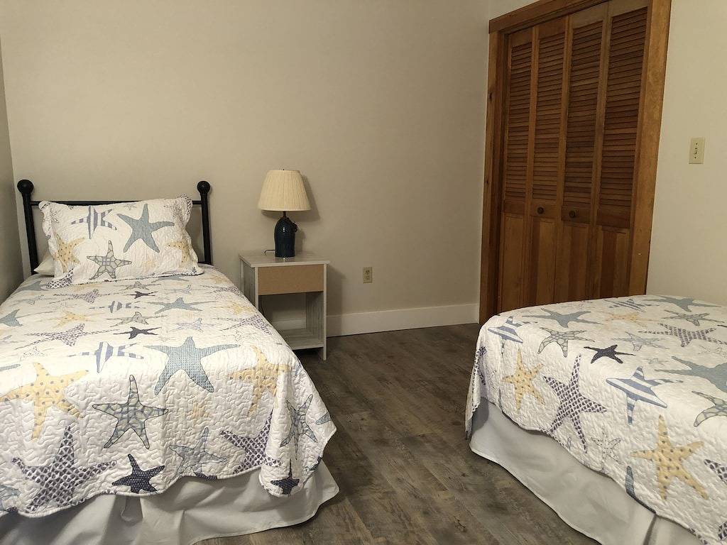 Ganze Wohnung, Convenient Downtown Location w/Harbor View in Boothbay Harbor, Lincoln County (Maine)